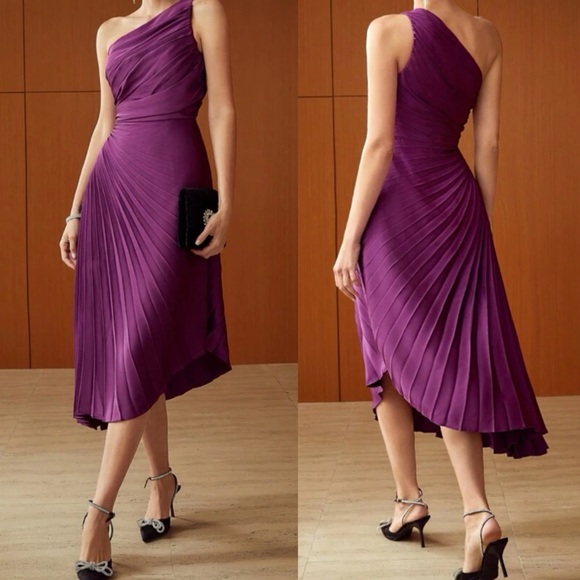Luxe one shoulder pleated party formal dress - Picture 3 of 7